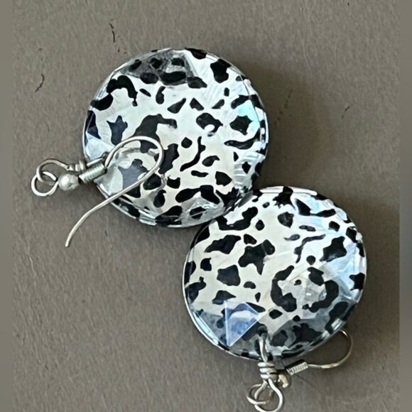 7/10🔥Beautiful earrings - Picture 2 of 3
